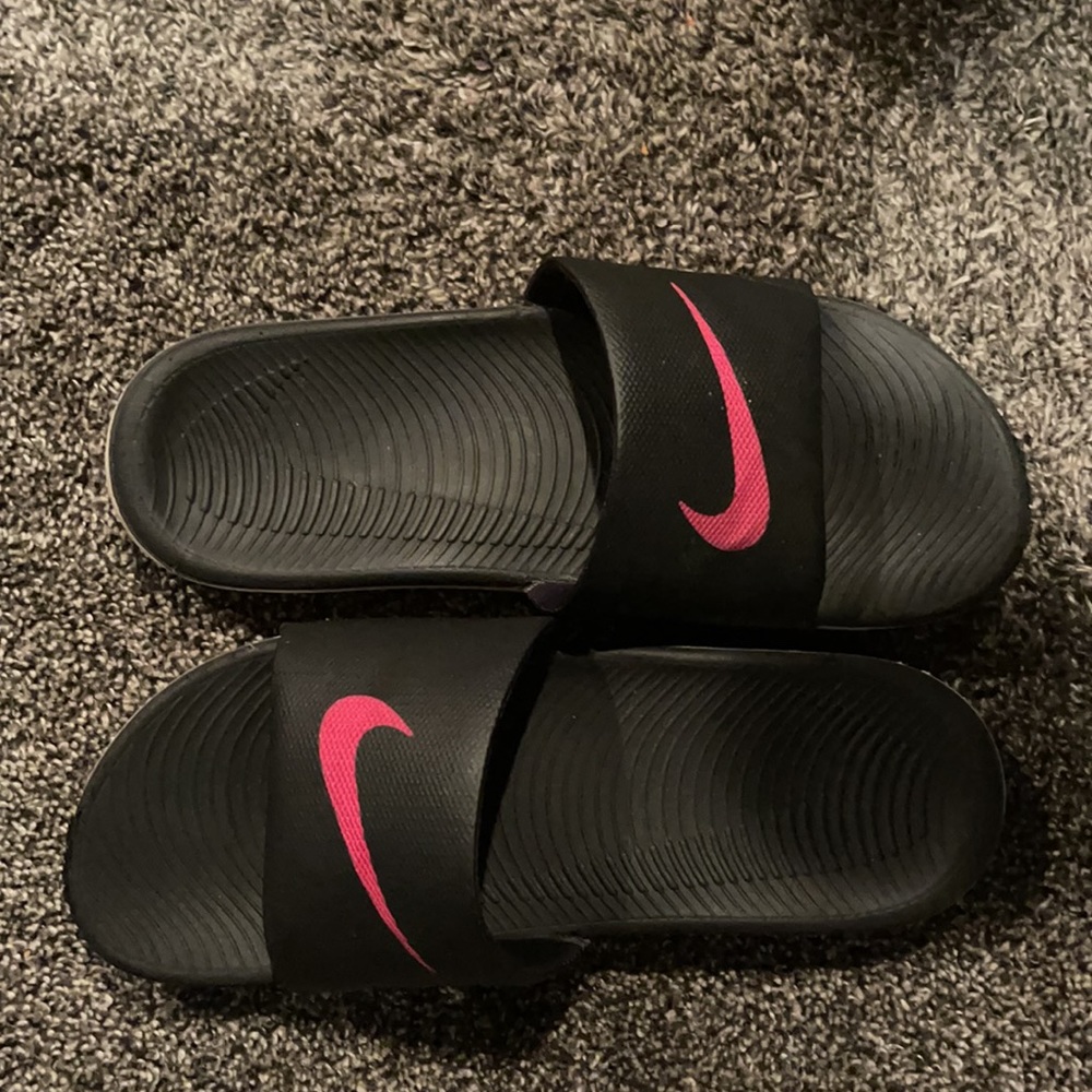 Nike slides - Picture 3 of 4